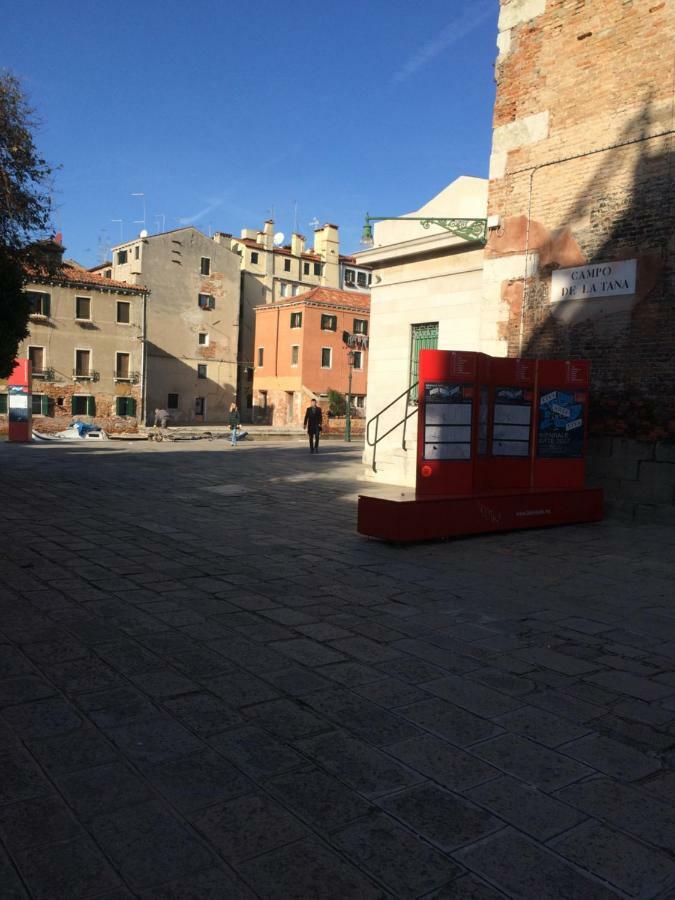 House Biennale Piccolo Leone * Venise